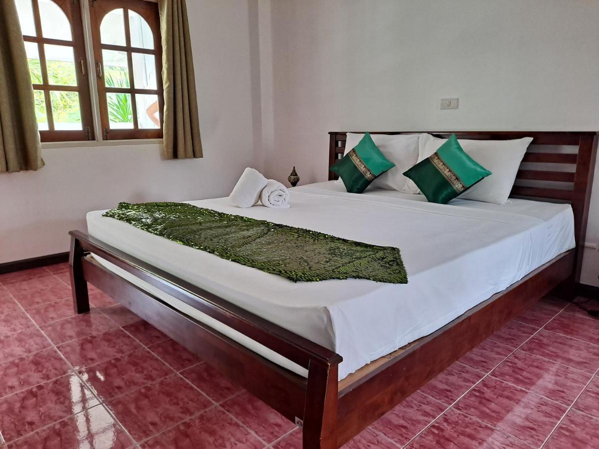 The Beach Boutique Resort Бан-Пак-Нам-Пран Экстерьер фото