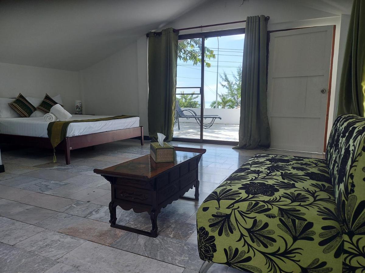 The Beach Boutique Resort Бан-Пак-Нам-Пран Экстерьер фото